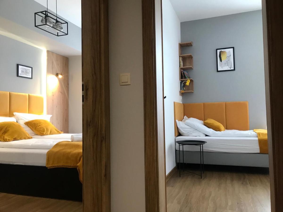 Apartament No82 Yellow Holiday Home Zator Exterior photo