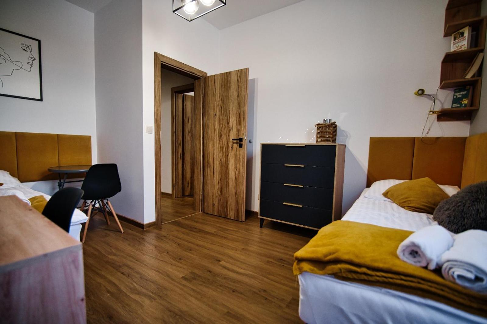 Apartament No82 Yellow Holiday Home Zator Exterior photo